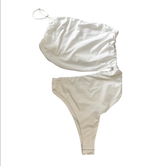 Superdown Cut Out Bodysuit - Picture 8 of 11